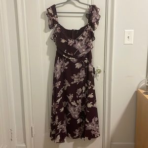 Lulu’s Purple floral midi dress (XL)